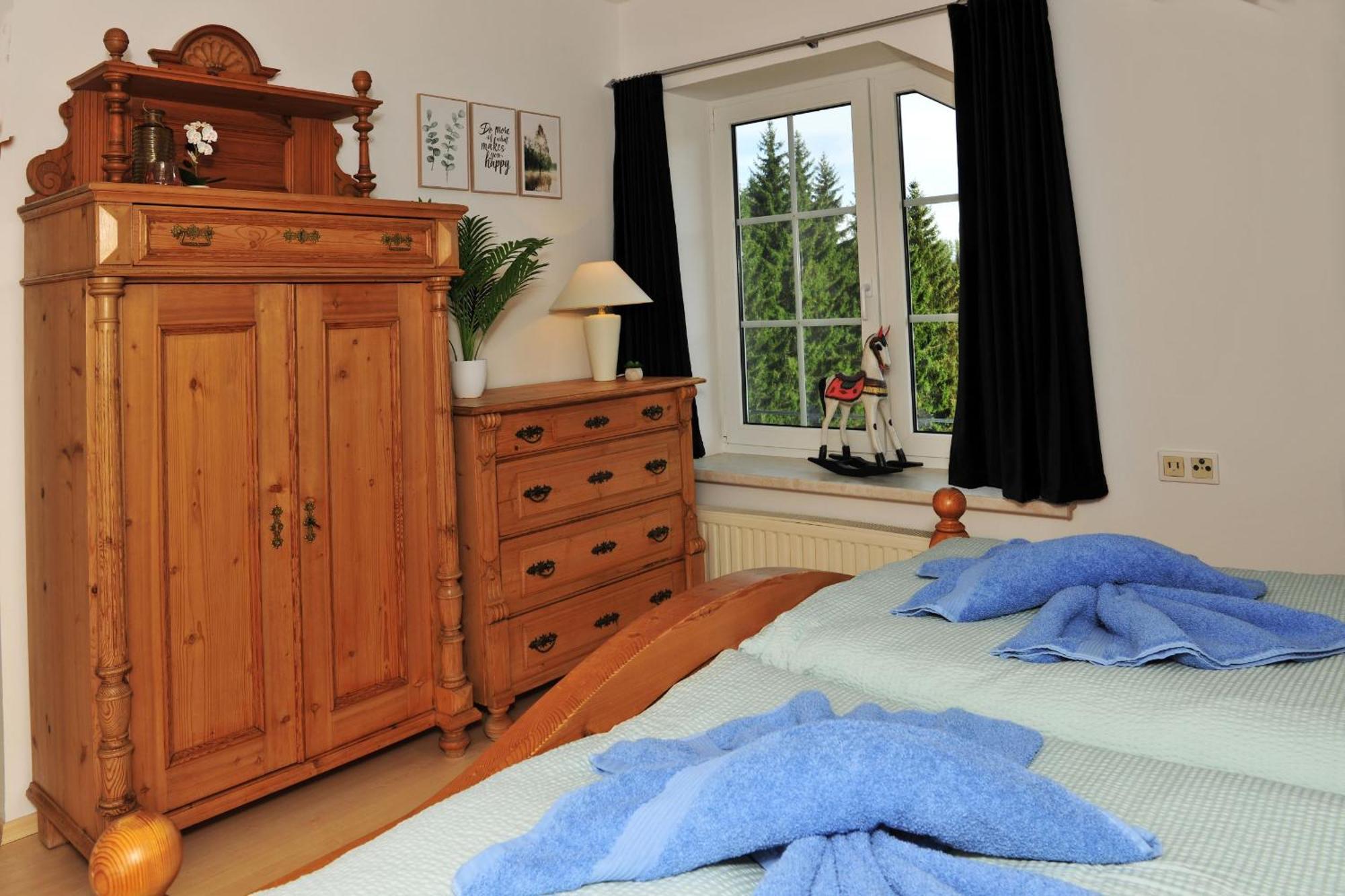 Exklusives Ferienhaus "Waldzauber" Ruhe Und Natur Pur Am Waldrand Geniessen Schönheide Exterior foto